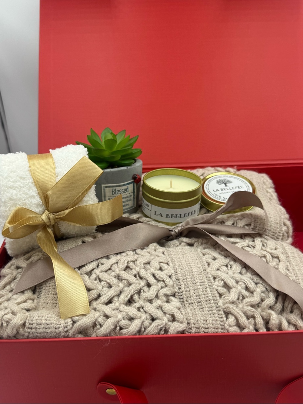 La Bellefée Candle Cozy Bundle - Blanket, Faux Succulent & Socks NIB